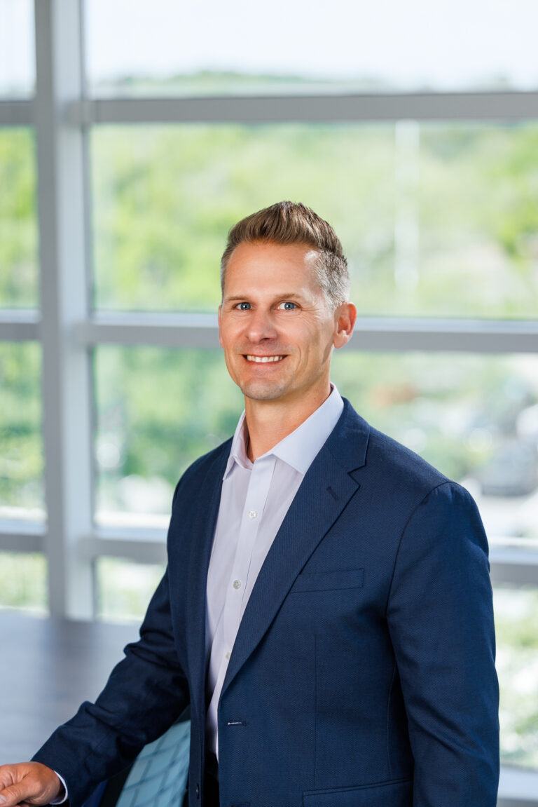 Headshot of Dan Toscano